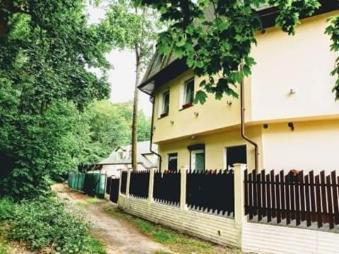 Villa Sorento Mielno  Buitenkant foto